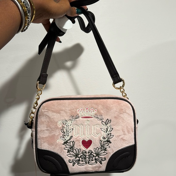Juicy Couture Handbags - JUICY COUTURE SHOULDER/CROSSBODY BAG